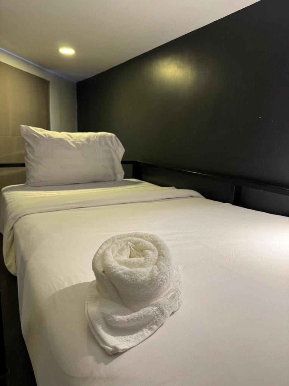 The Hive Hotel Ciudad de Siem Riep Exterior foto